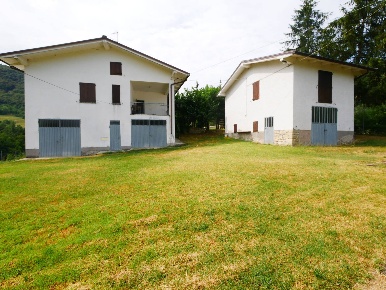 Foto Rustico in Via san rocco, Serramazzoni di 280 m² con 4 locali
