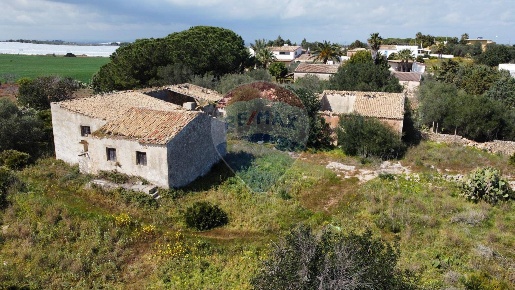 Foto Rustico in P4R3+82 Noto Provincia di Siracusa, Noto di 400 m²