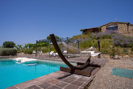 Foto Rustico a Volterra di 400 m² con 16 locali in vendita