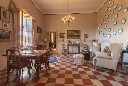 Foto Rustico in Vicolo Santa Croce, Arpino Centro di 210 m² con 9 locali