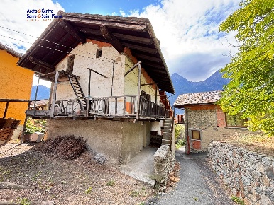 Foto Rustico in Villaggio Chetoz, Quart di 167 m² con 3 locali in vendita