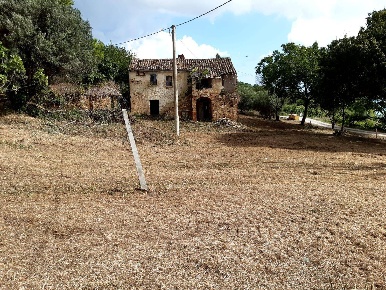 Foto Rustico in Contrada San Martino, Colonnella di 200 m² con 2 locali