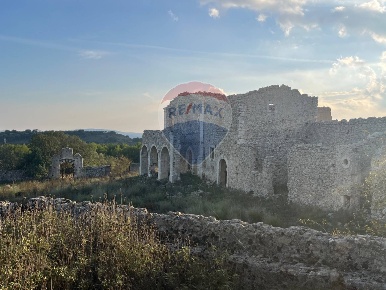 Foto Rustico in SP 29, Sortino di 740 m² con 10 locali in vendita