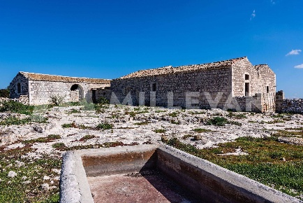Foto Rustico in Sp43, Modica Zappulla di 700 m² con 18 locali in vendita