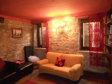 Foto Rustico in Strada provinciale 18 339 - 231, Serramazzoni di 150 m²