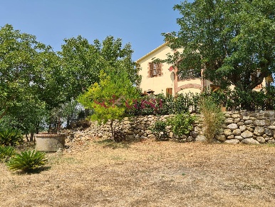 Foto Rustico a Roccastrada di 350 m² con 13 locali in vendita
