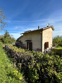 Foto Rustico in Via Prignano-Serramazzoni, Prignano sulla Secchia di 280 m²