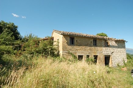 Foto Rustico in Contrada Quinzano, Force di 200 m² con 8 locali in vendita