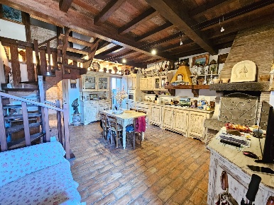 Foto Rustico in Via Fossogrande - Le Valli, Vetralla di 120 m² con 6 locali