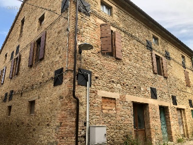 Foto Rustico in C.da Piane Vecchie, Comunanza di 320 m² con 5 locali