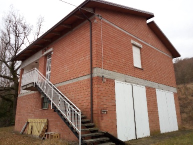 Foto Rustico a Prignano sulla Secchia di 350 m² con 6 locali in vendita