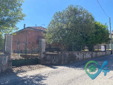 Foto Rustico in via San Martino, Solferino Centro di 104 m² con 3 locali