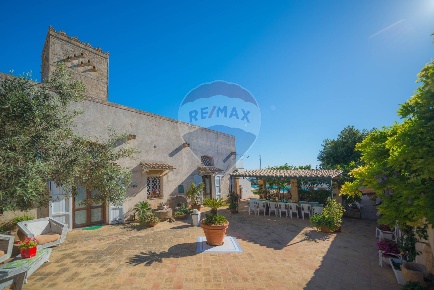 Foto Rustico a Mazara del Vallo Mazara Due, Borgata Costiera di 840 m²