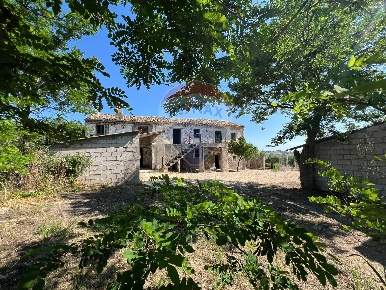 Foto Rustico in Contrada Minco Di Licio, Casoli di 300 m² con 8 locali