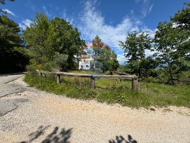 Foto Rustico in Via Castelbuono, Bevagna di 178 m² con 3 locali in vendita