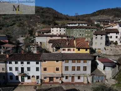 Foto Rustico a San Giovanni Ilarione Gambaretti di 155 m² con 6 locali