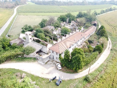 Foto Rustico in strada dei ronchi, Vigevano Sforzesca di 640 m² in vendita