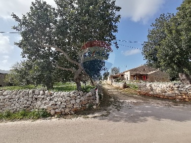 Foto Rustico in C.DA GUADAGNA, Scicli di 200 m² con 7 locali in vendita