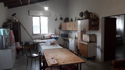 Foto Rustico in Via Fraticelli, Alanno di 144 m² con 4 locali in vendita