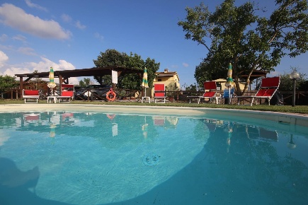 Foto Rustico in MARSILIANA, Manciano di 180 m² con 10 locali in vendita