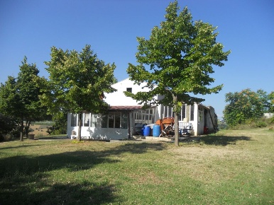 Foto Rustico a Monteprandone Santa Lucia di 350 m² con 10 locali in vendita