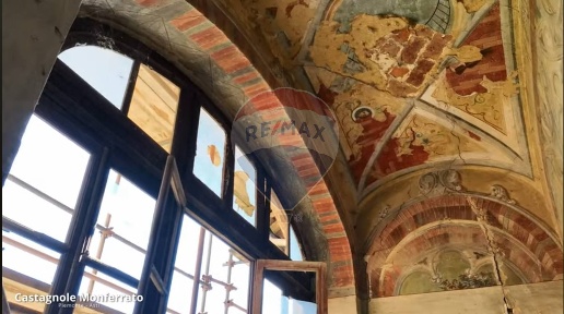 Foto Rustico in Via Roma, Castagnole Monferrato Centro di 630 m² in vendita