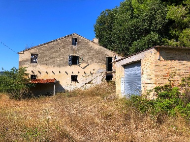 Foto Rustico in col di tenda, Grottammare di 400 m² con 12 locali