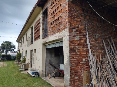 Foto Rustico a Camaiore di 200 m² con 10 locali in vendita