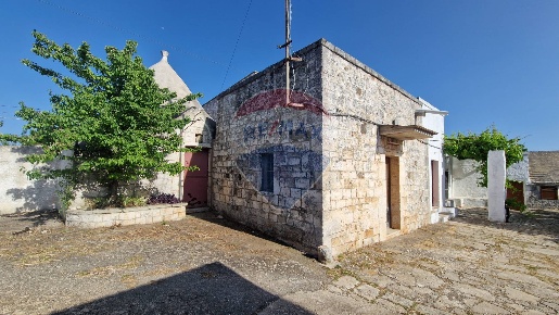 Foto Baita a Monopoli di 192 m² con 8 locali in vendita
