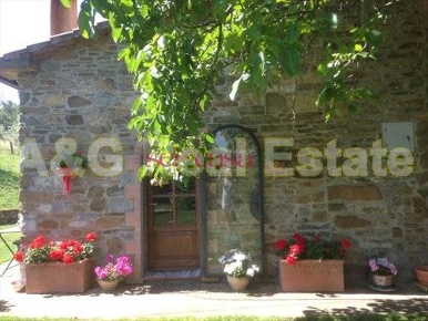 Foto Rustico a Scansano Pancole di 130 m² con 4 locali in vendita