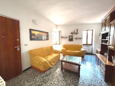 Foto Rustico in Muzio strada provinciale, Pieve di Teco Centro di 120 m²