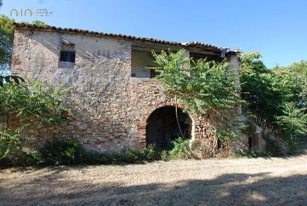 Foto Rustico in Via San Pietro, Massignano di 300 m² con 10 locali
