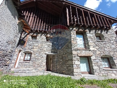 Foto Baita in FRAZIONE SAINT RHEMY, Saint-Rhémy-en-Bosses di 700 m²