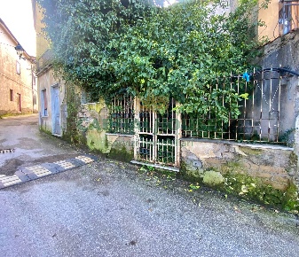 Foto Rustico a Lauro di 140 m² con 5 locali in vendita