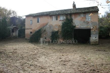 Foto Rustico in C.da Valentino, Castel di Lama di 400 m² con 12 locali