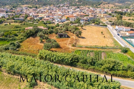 Foto Rustico in Via Fiume, Torpè Centro di 4639 m² con 1 locali in vendita