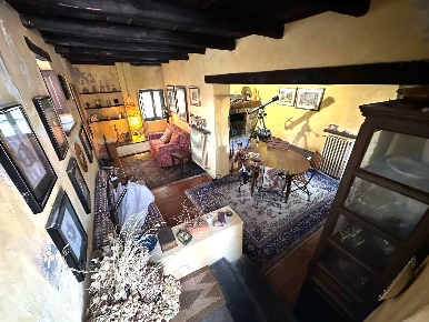 Foto Rustico in via al castello, Castelvecchio di Rocca Barbena di 180 m²