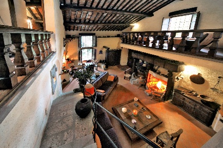 Foto Rustico a Camaiore Camaiore Paese di 150 m² con 1 locali in vendita