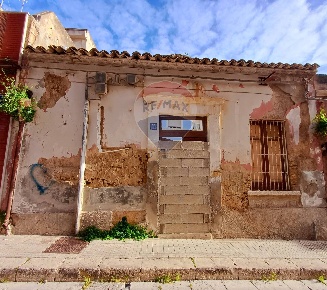 Foto Rustico in Via E. Cialdini, Pachino Centro di 87 m² con 2 locali