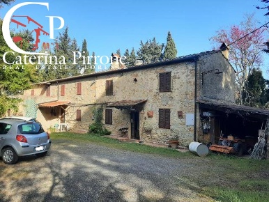 Foto Rustico in via Fontevecchia, Montescudaio di 400 m² con 15 locali