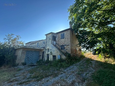 Foto Rustico in VIA PIETRO NENNI, Spinetoli di 160 m² con 4 locali