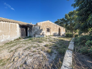 Foto Rustico in sp 287, Noto di 600 m² con 11 locali in vendita