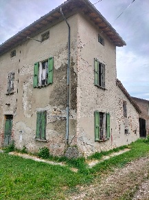 Foto Rustico in strada a. margherita, Fidenza di 150 m² con 5 locali