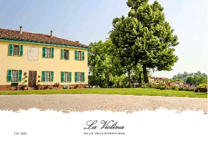 Foto Rustico in Frazione Mombarone, Asti Mombarone di 1148 m² con 15 locali