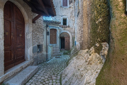 Foto Rustico in Via Castello, Carpineto Romano di 62 m² con 6 locali