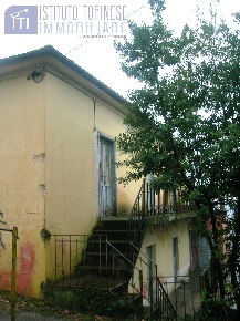 Foto Rustico in VIA CAPODACQUA, Cassino di 175 m² con 7 locali in vendita