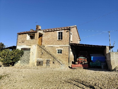 Foto Rustico in Contrada Forola, Acquaviva Picena di 184 m² con 5 locali