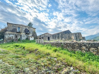 Foto Rustico in via caduti di nassiria, Calatabiano di 600 m² con 10 locali