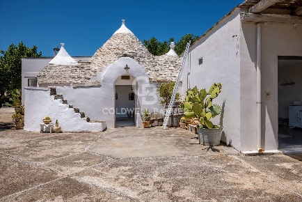 Foto Baita in Contrada Lamatroccola, Ostuni di 130 m² con 7 locali