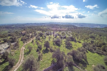 Foto Rustico in C.da Grattaluri, Noto di 380 m² con 5 locali in vendita